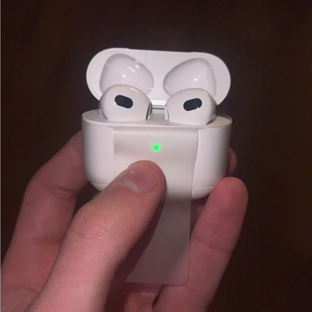 Apple AirPods Wireless Earbuds